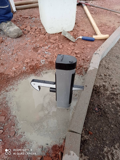 Locinox Torfeststeller für Doppelstabmattentor Bodenmontage Qulität